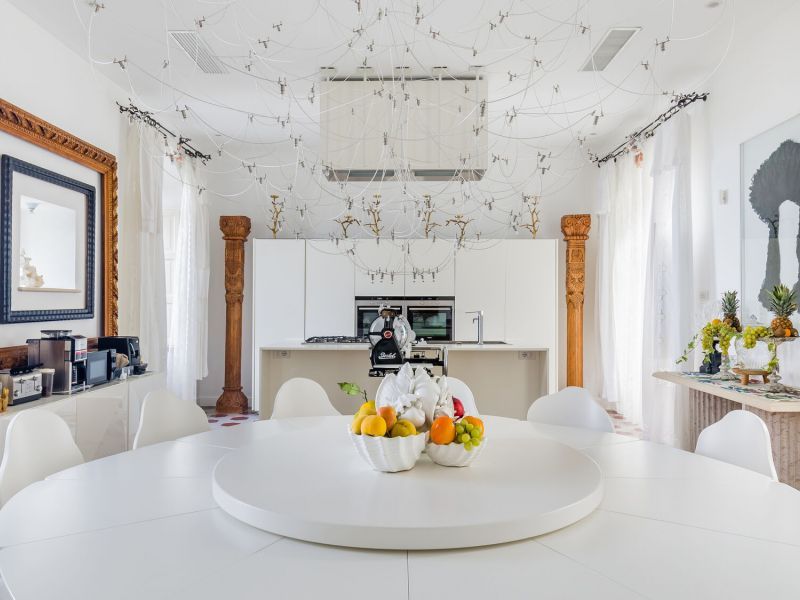 Welcome to Villa Urbis, luxury rental villa in the heart of Taormina.